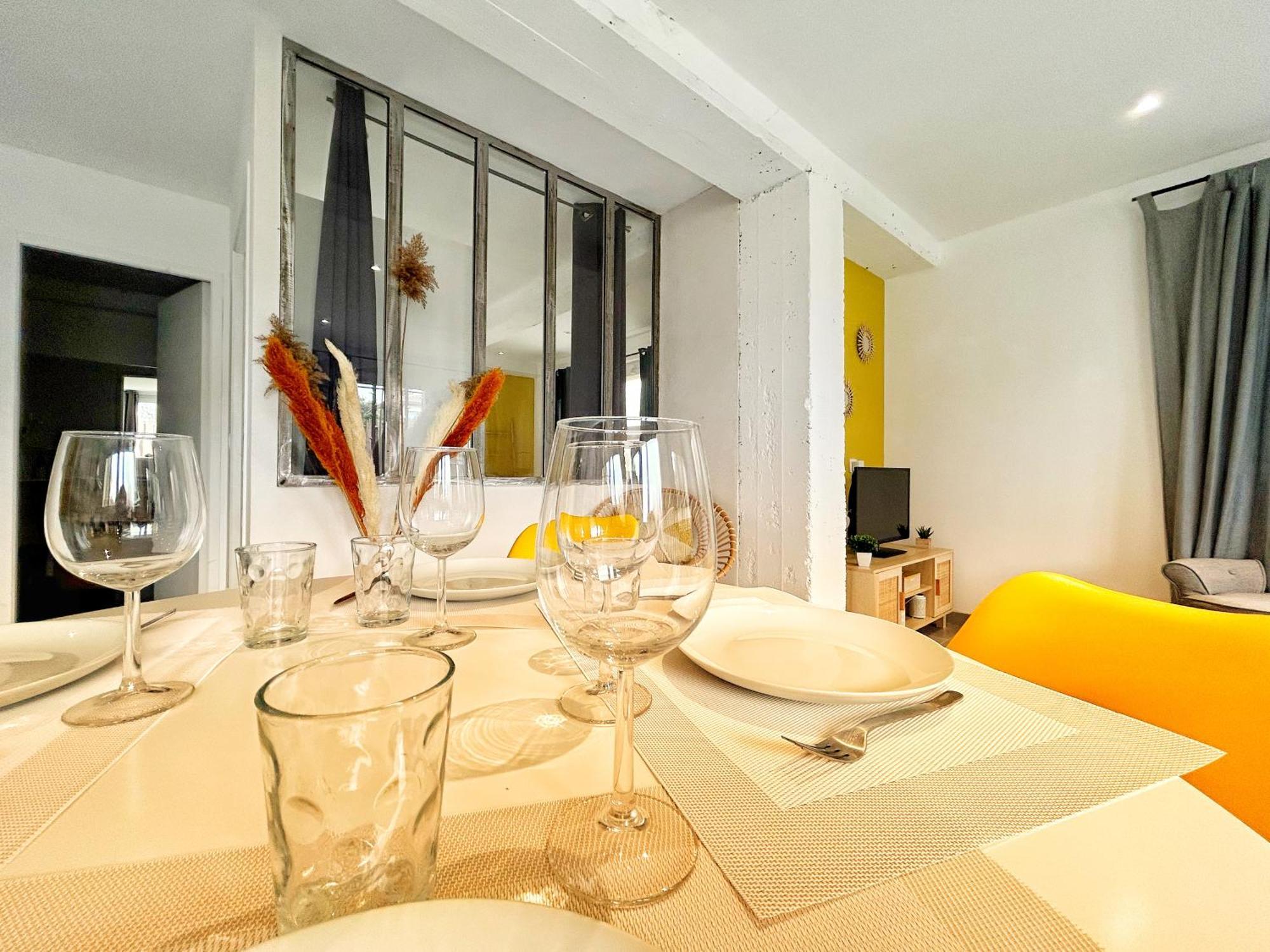 Doux Rouinet Cocoon Apartment Fourques  Exterior photo
